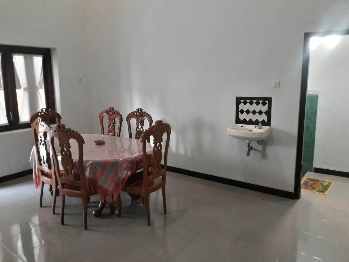 Banyu Homestay Banyuwangi  Exteriör bild