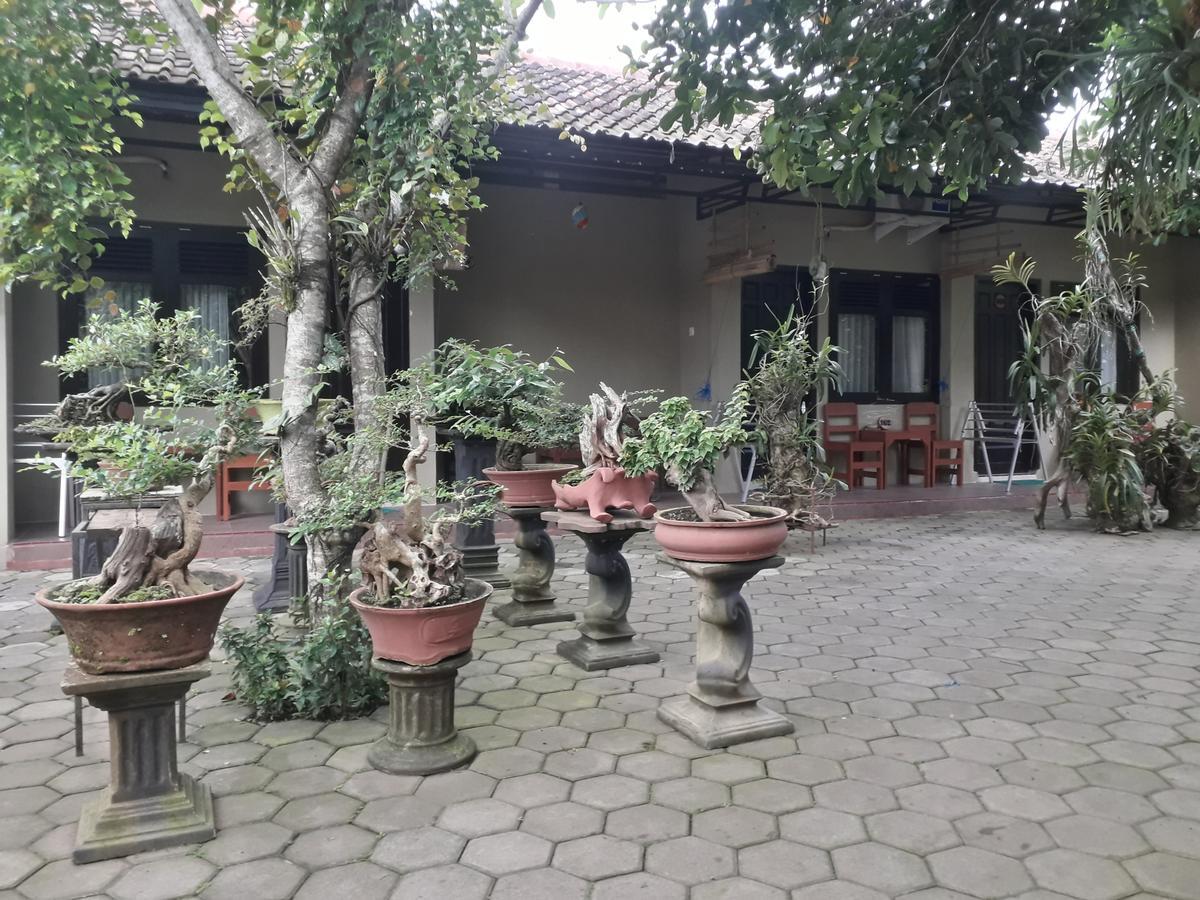 Banyu Homestay Banyuwangi  Exteriör bild