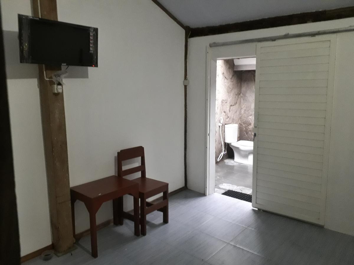 Banyu Homestay Banyuwangi  Exteriör bild