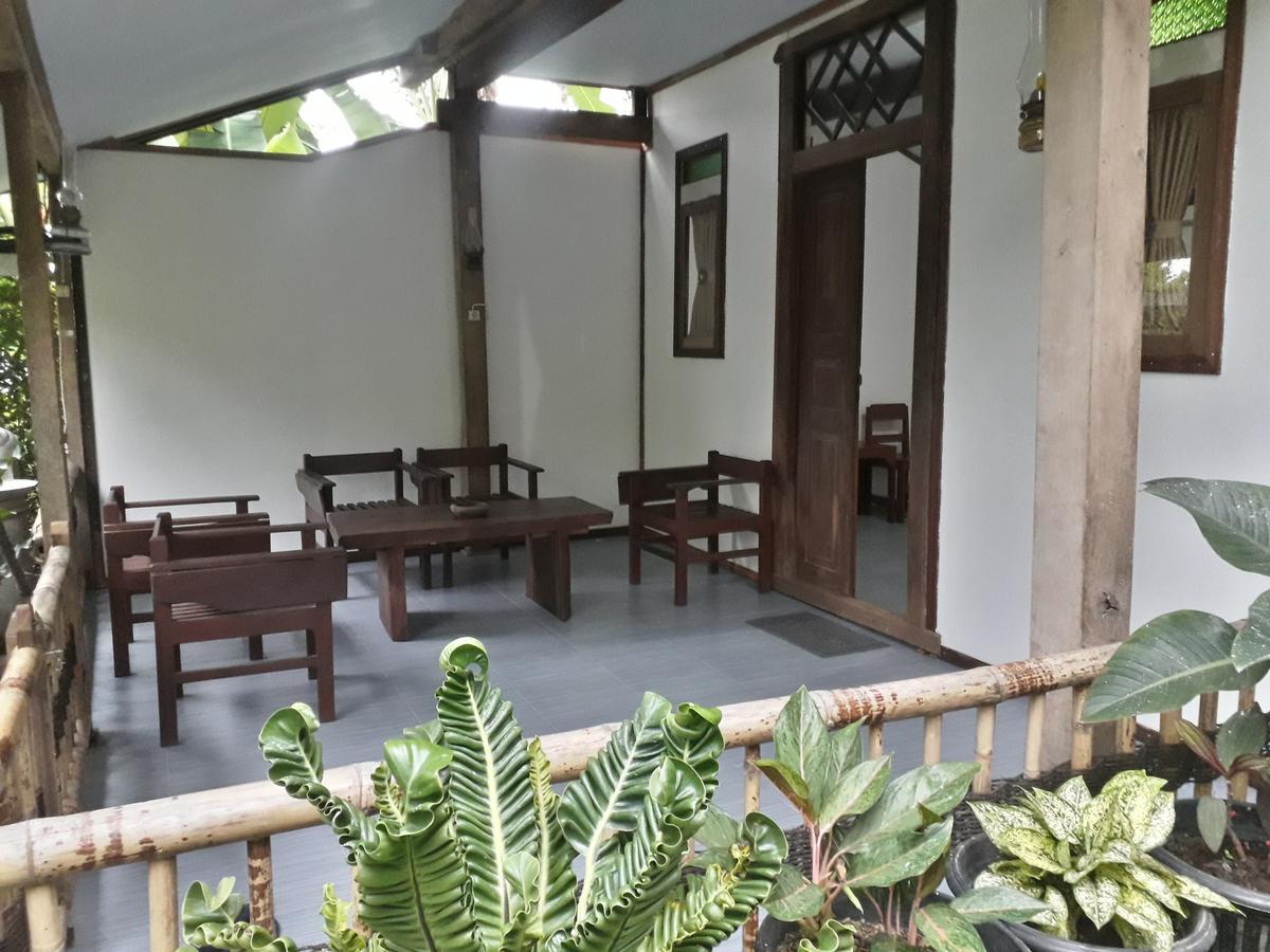 Banyu Homestay Banyuwangi  Exteriör bild